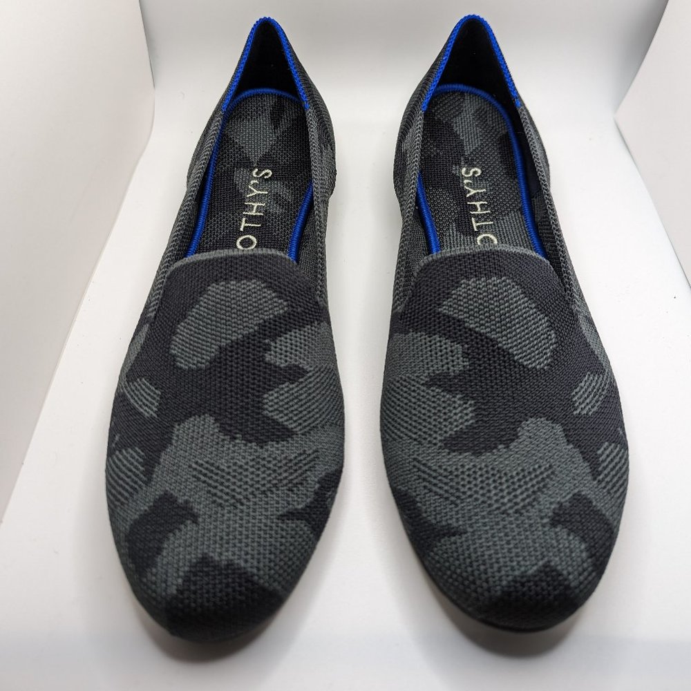 Gray camo almond-toe loafers